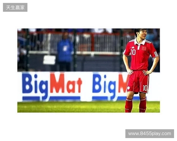 邓卓翔、常卫魏、闫毅等人参加2025武汉足球明星表演赛