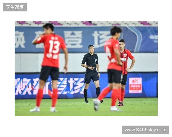 记者谈海港:这赛季确实定位保级了,看不出为啥换茹萨、梅伦多 记者谈海港:这赛季确实定位保级了,看不出为啥换茹萨、梅伦多