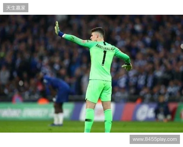 德塞利：切尔西门将达不到水准，应升级这位置&至少得不犯错